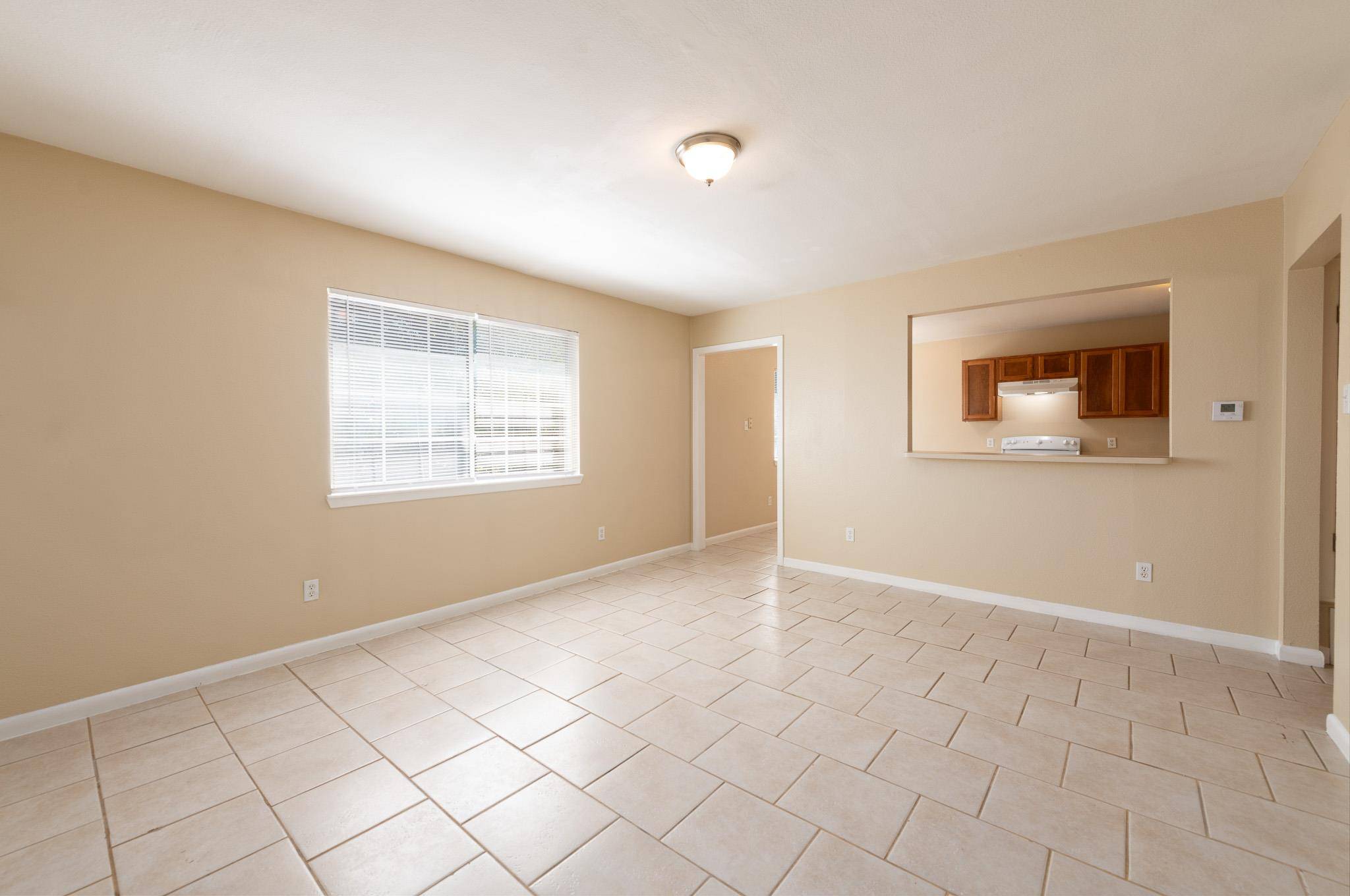 7300 Twin Crest DR #201, Austin, TX 78752