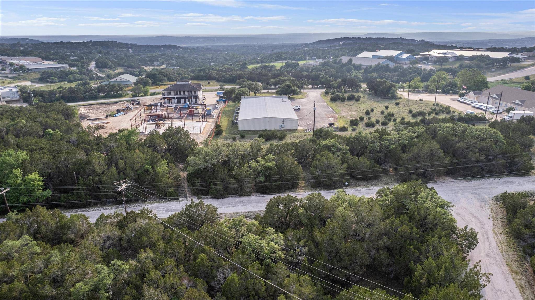 8106 Arapaho TRL, Lago Vista, TX 78645