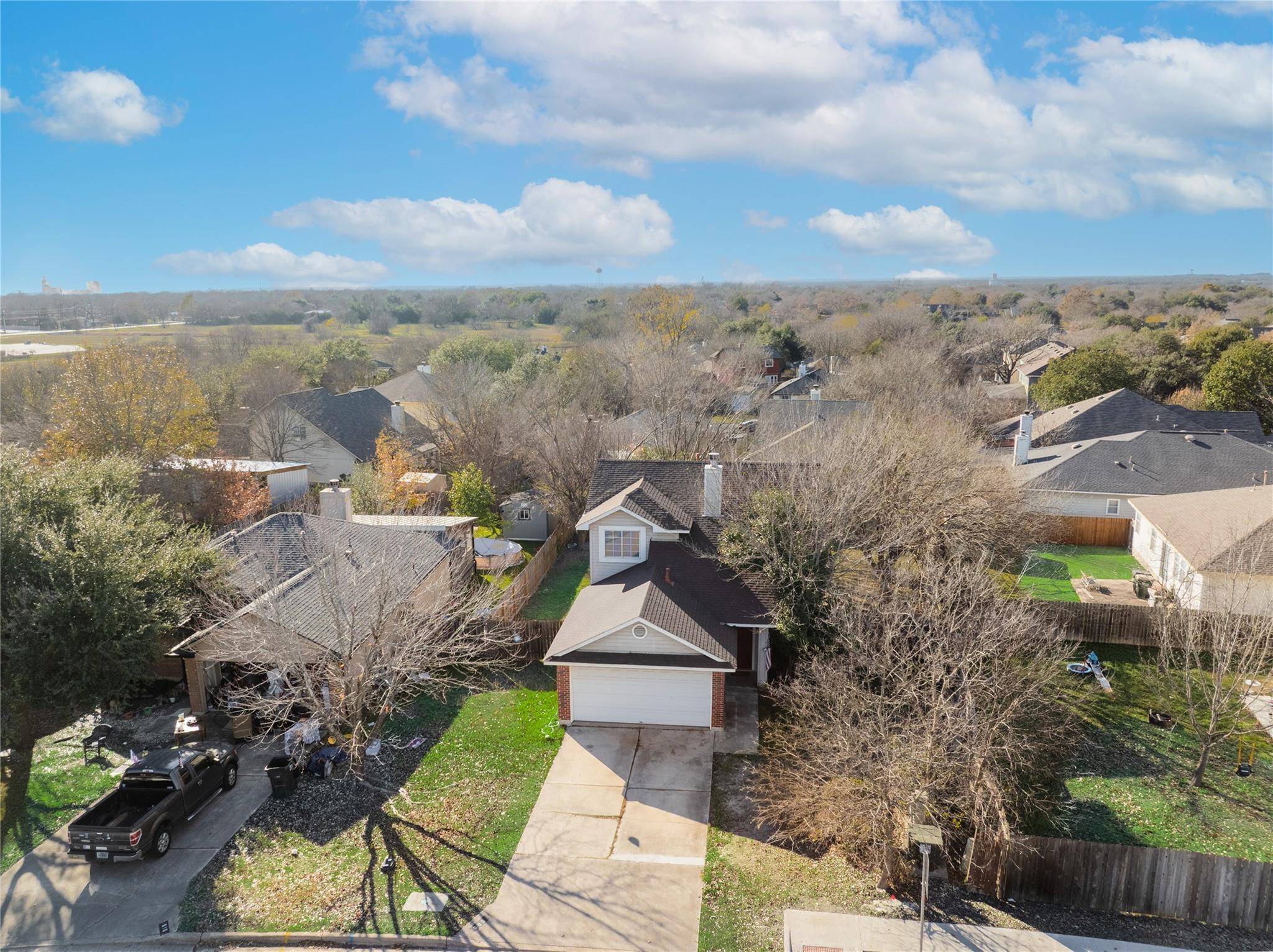 600 Tobin DR, Buda, TX 78610