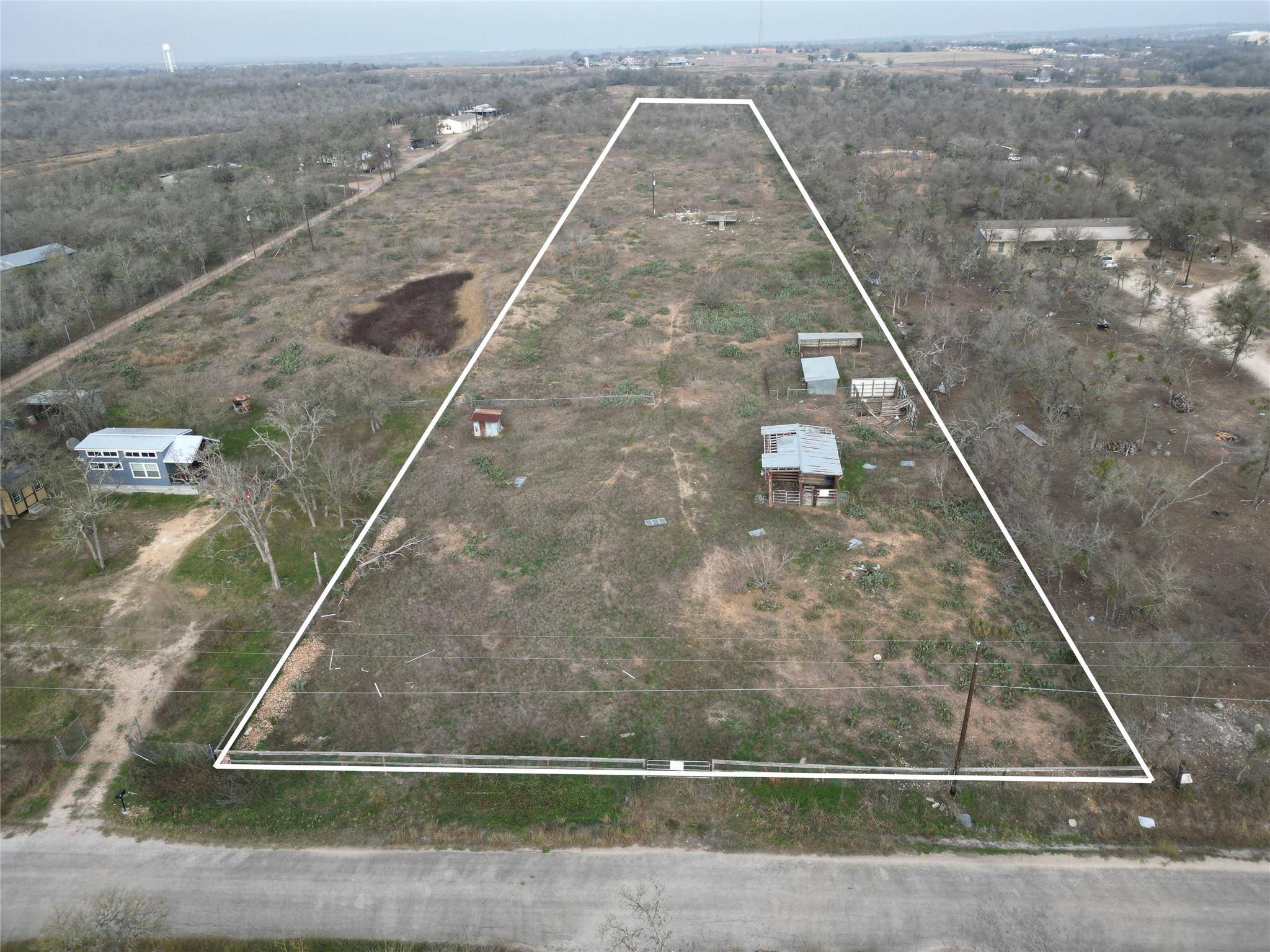194 A McDowell RD, Del Valle, TX 78617