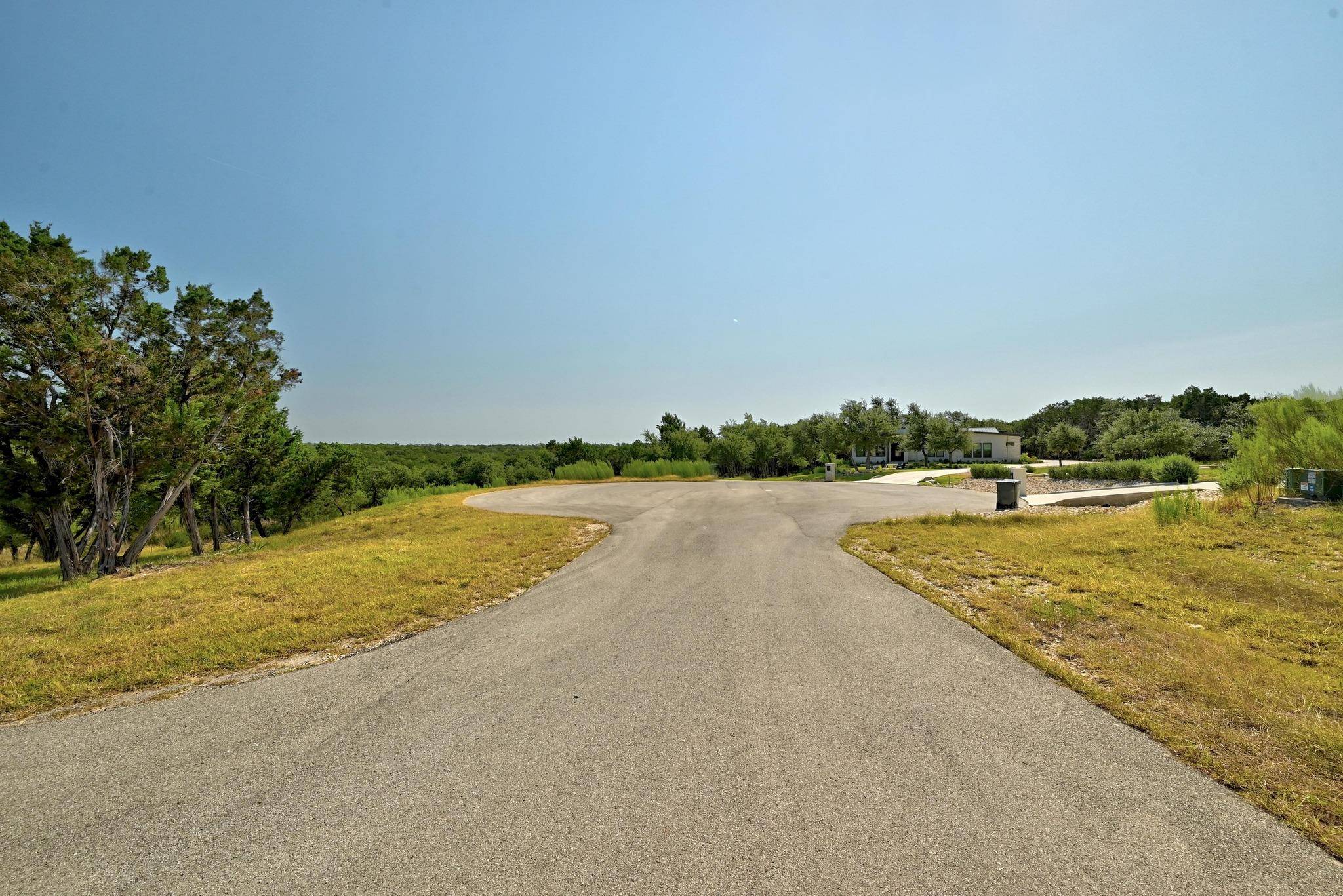 235 Campolina LN, Driftwood, TX 78619