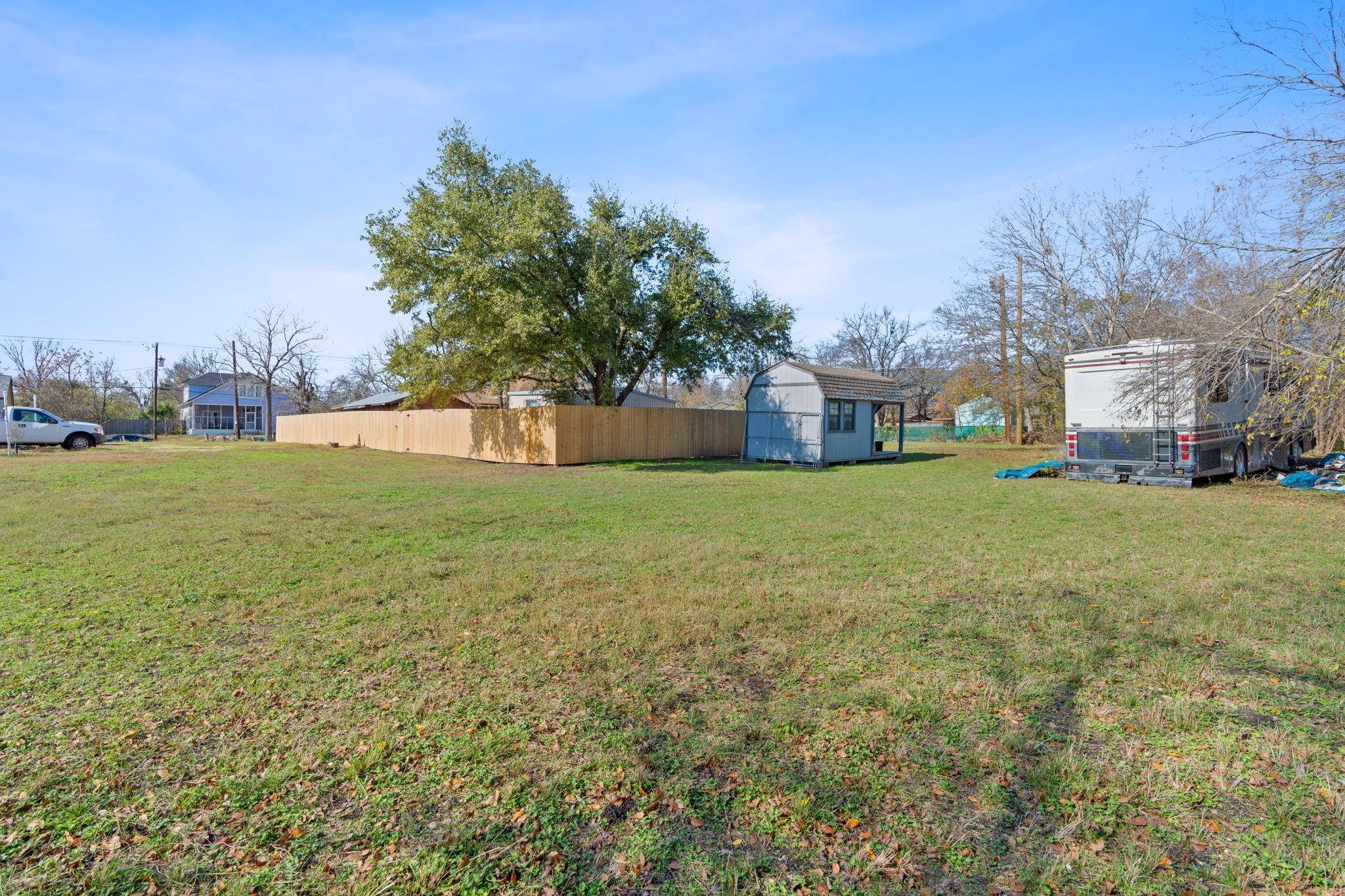 842 Kimbro ST, Taylor, TX 76574