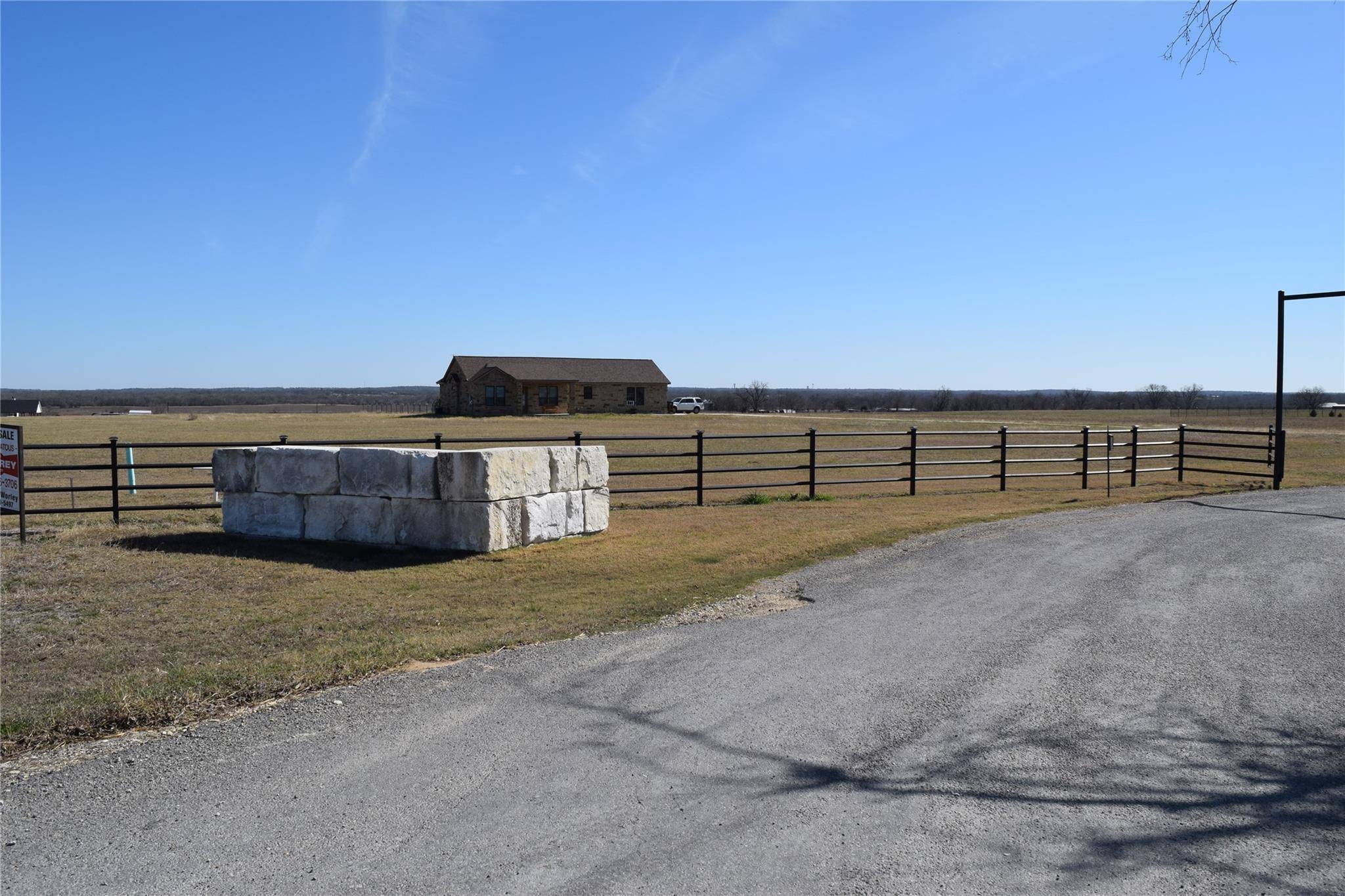 TBD0 Apache TRL #Track 13, Rockdale, TX 76567