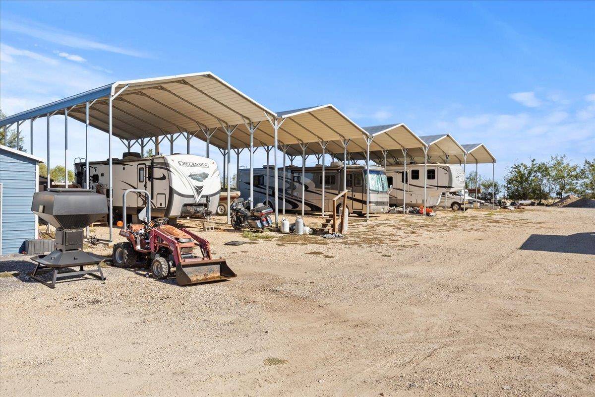 1163 FM 78, Marion, TX 78124