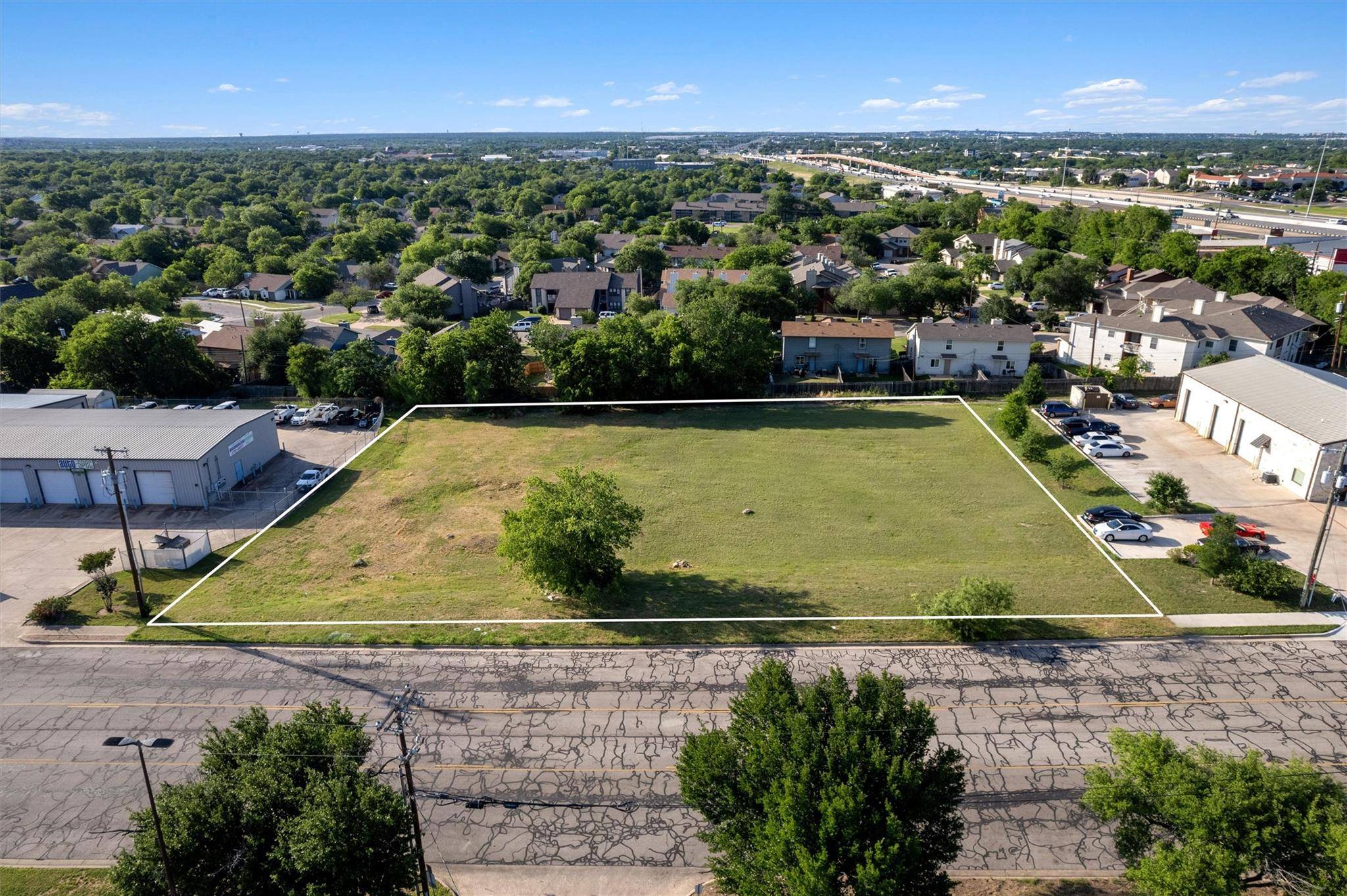 330 Old West DR, Round Rock, TX 78681