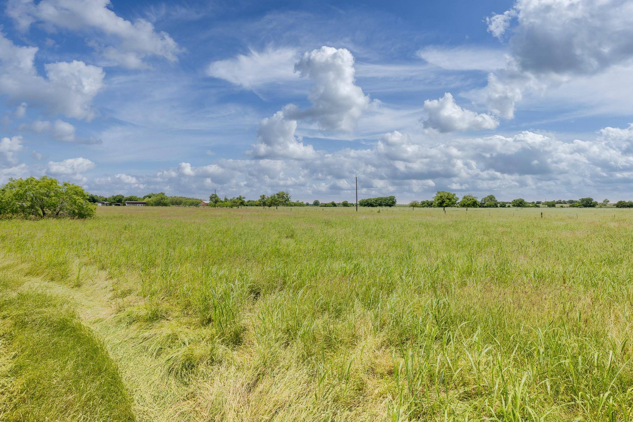 2091 Goodwin RD, Gonzales, TX 78629