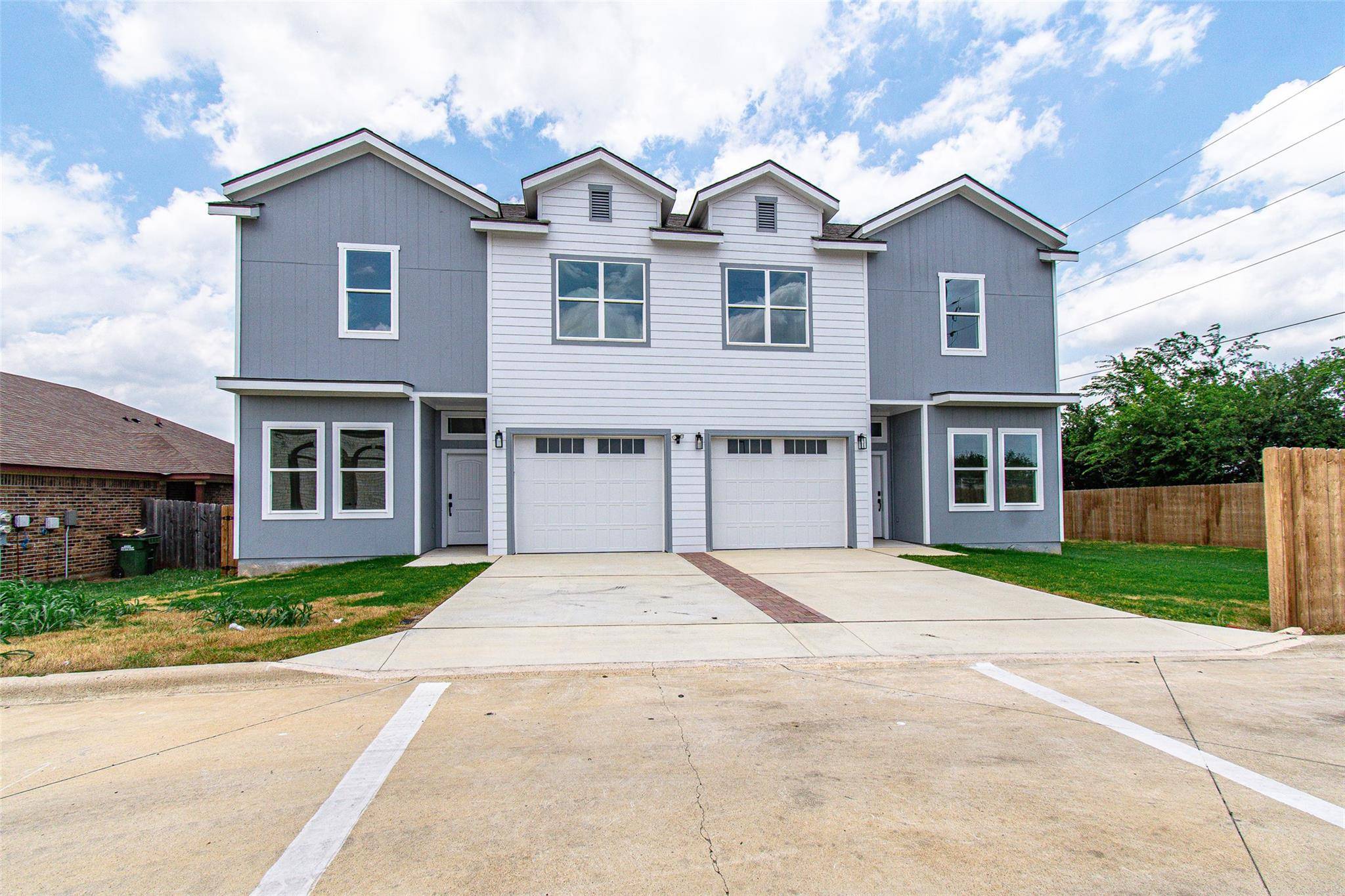 121 Calvin Smith LN #A & B, Jarrell, TX 76537