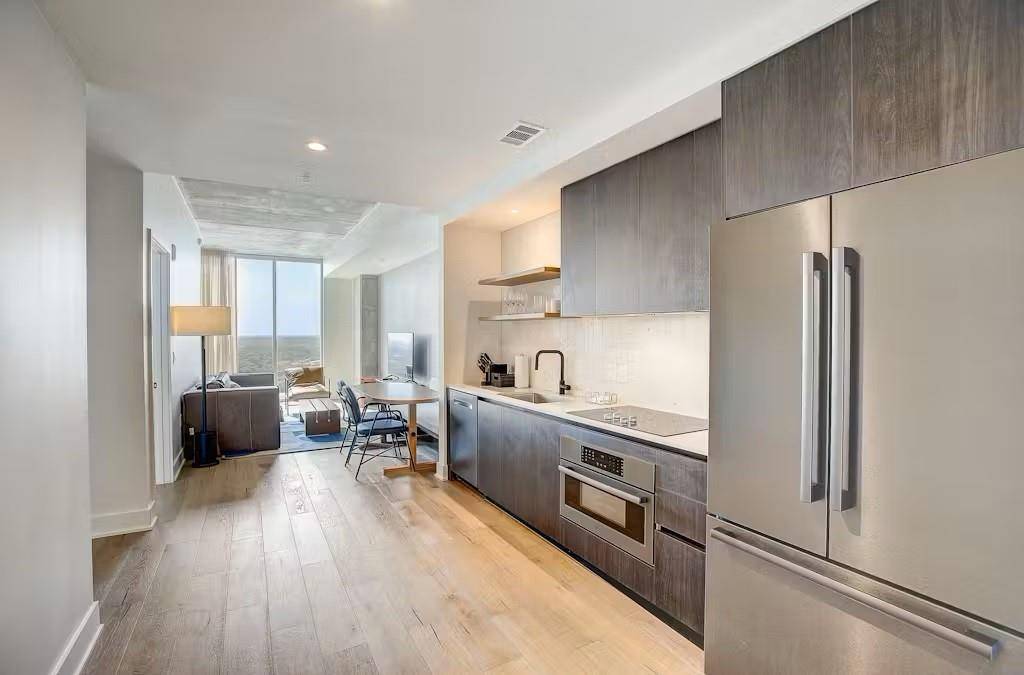 48 East Ave #2206, Austin, TX 78701