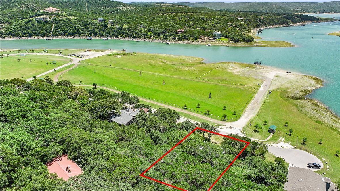 10304 Lakeside DR, Jonestown, TX 78645