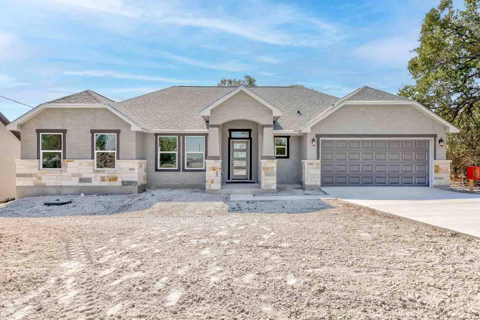 208 S Calvin Barrett ST, Blanco, TX 78606