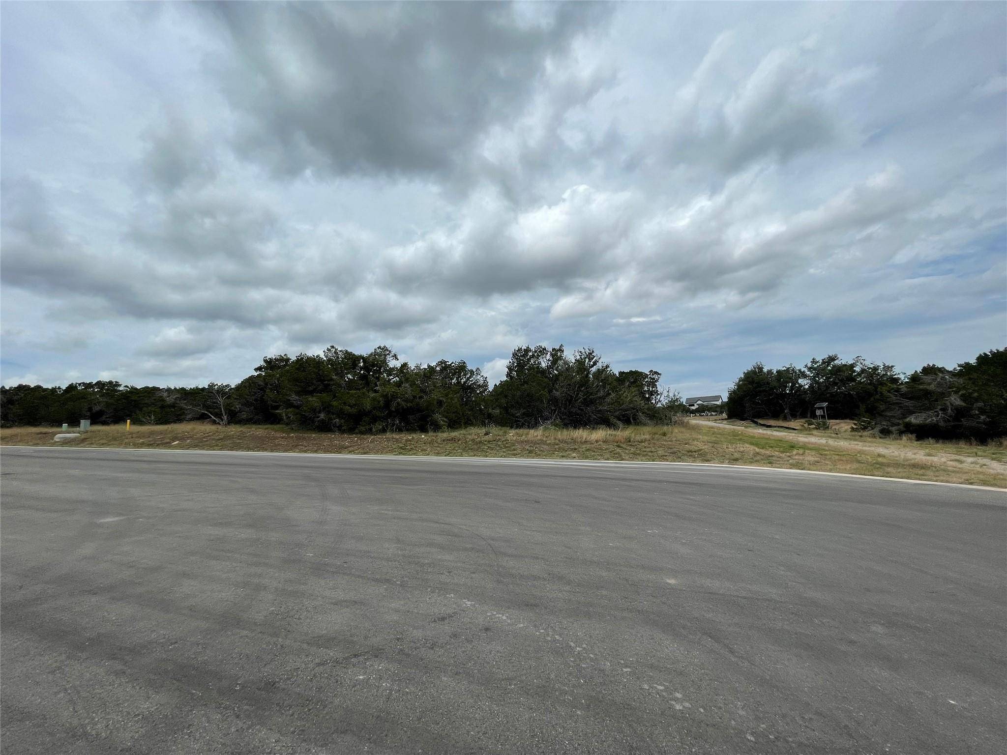 6516 Madrone Tree LN, Austin, TX 78738