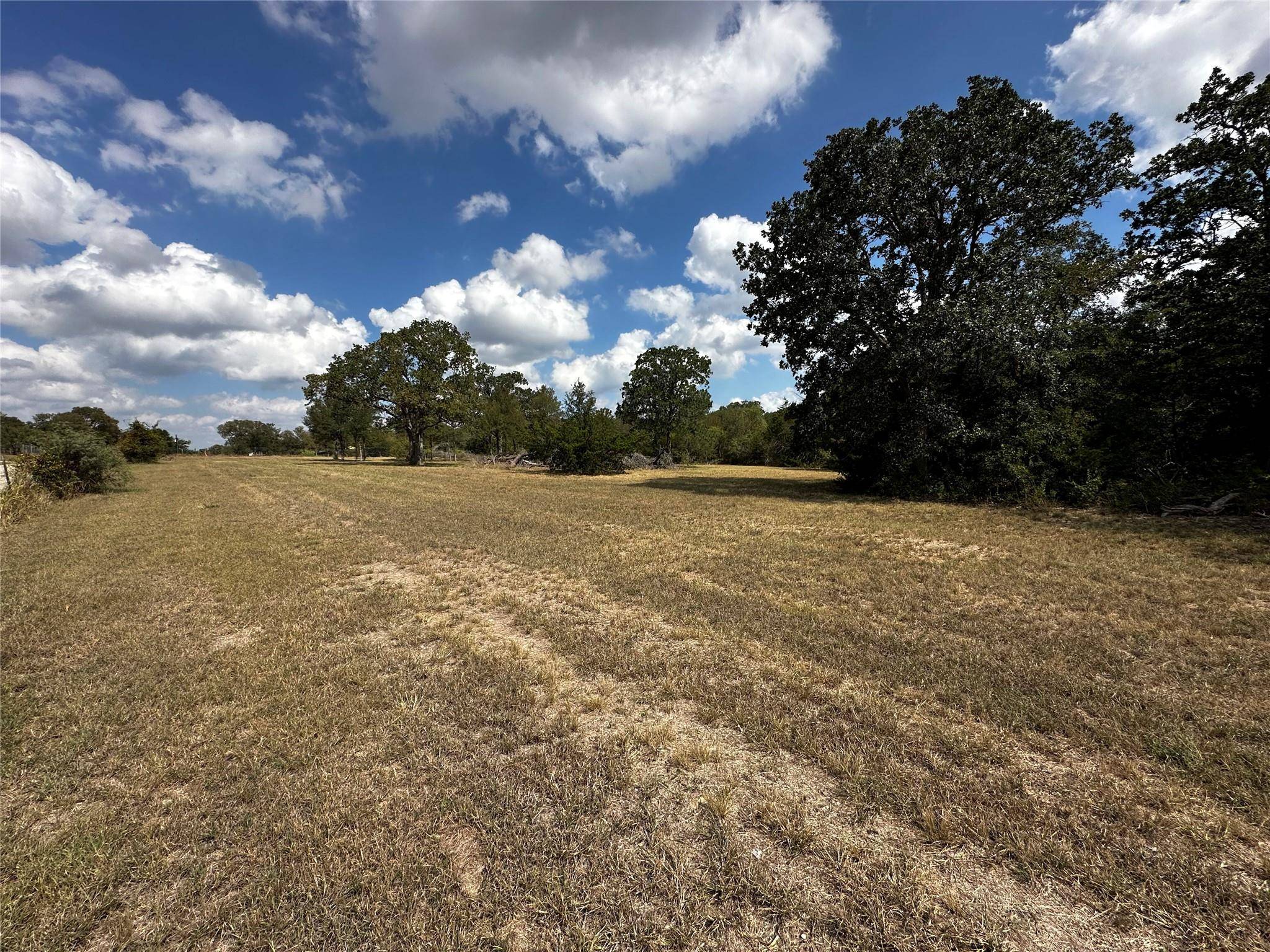 1535 Old Colony Line RD, Dale, TX 78616