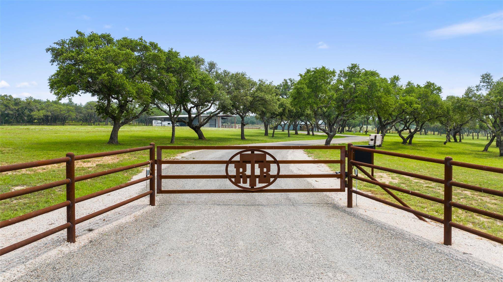 3431 Klett Ranch Road, Johnson City, TX 78636