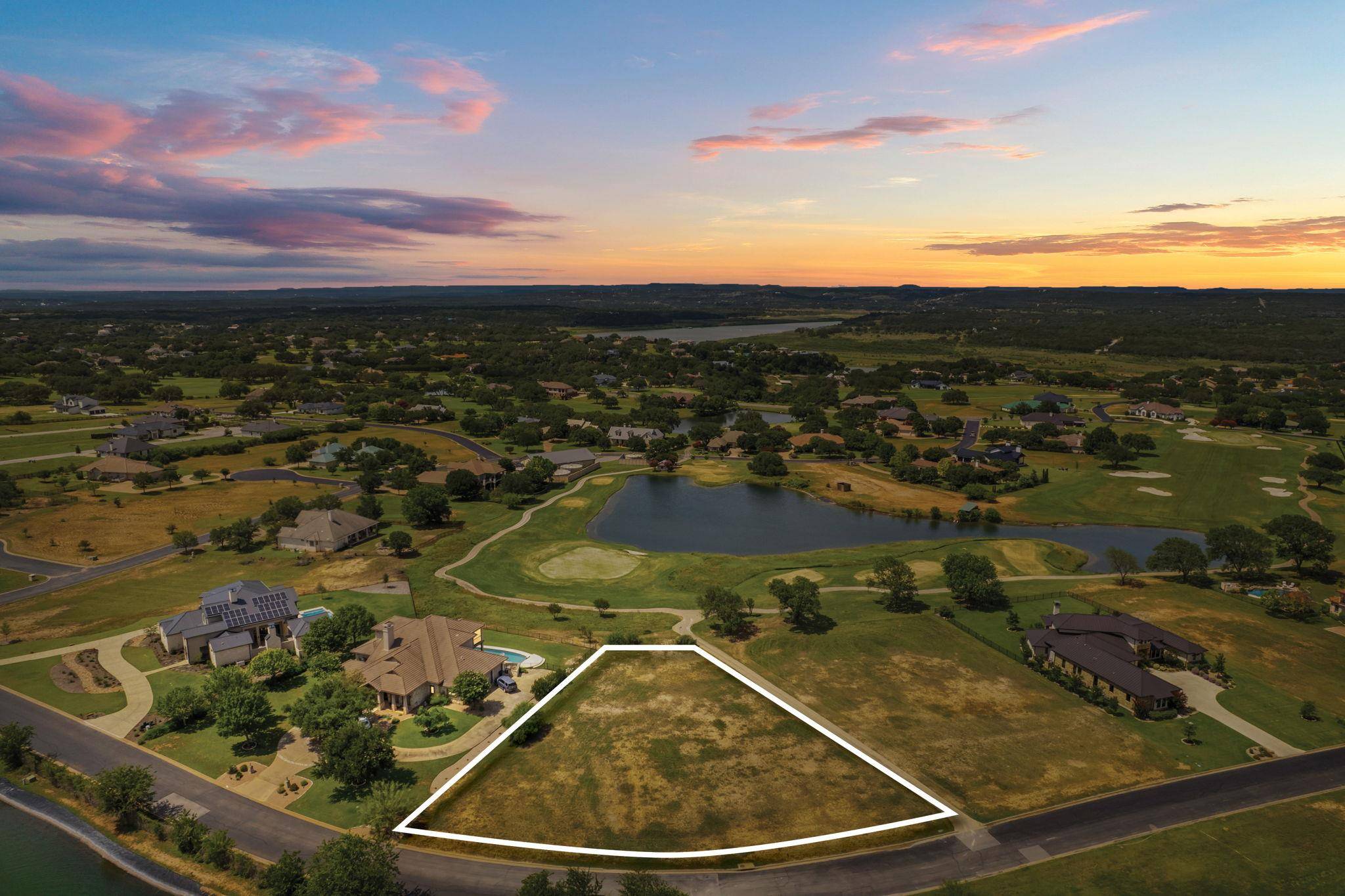1808 Ballinger DR, Spicewood, TX 78669