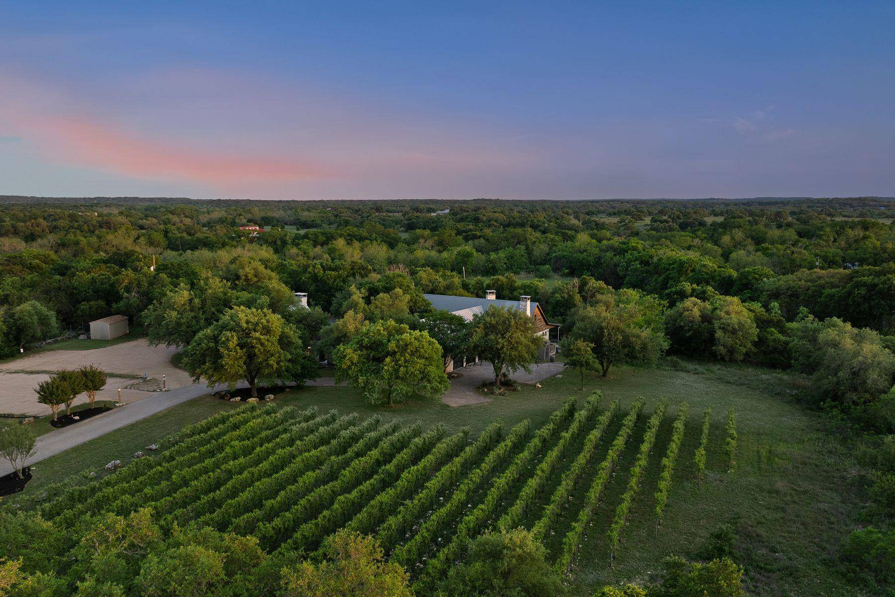 18059 FM 1826 RD, Driftwood, TX 78619