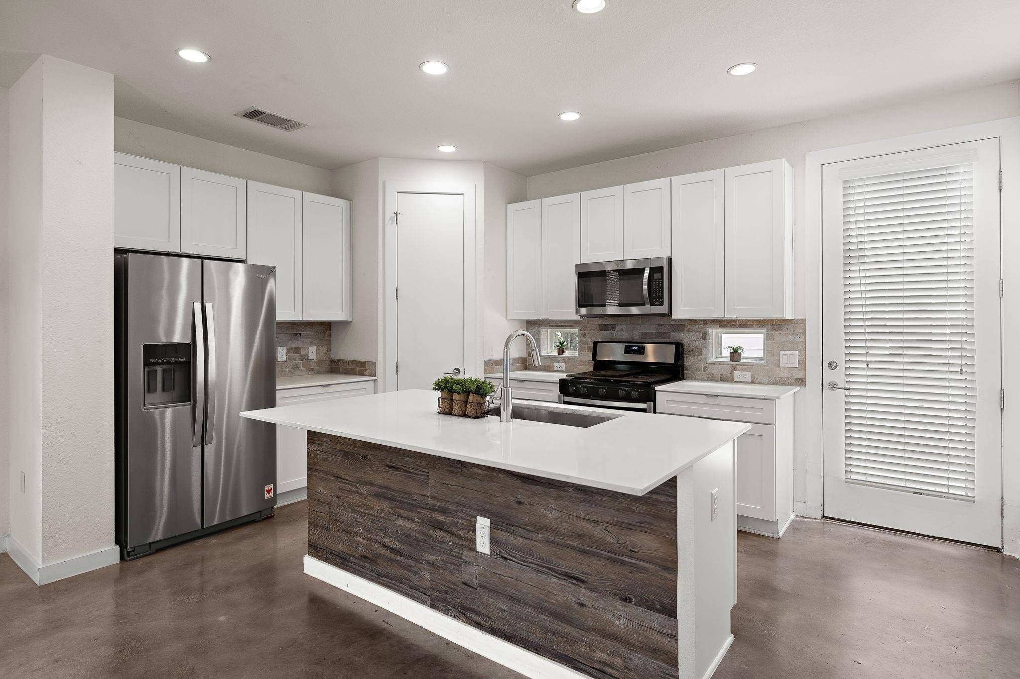 6404 Porter ST #1, Austin, TX 78741