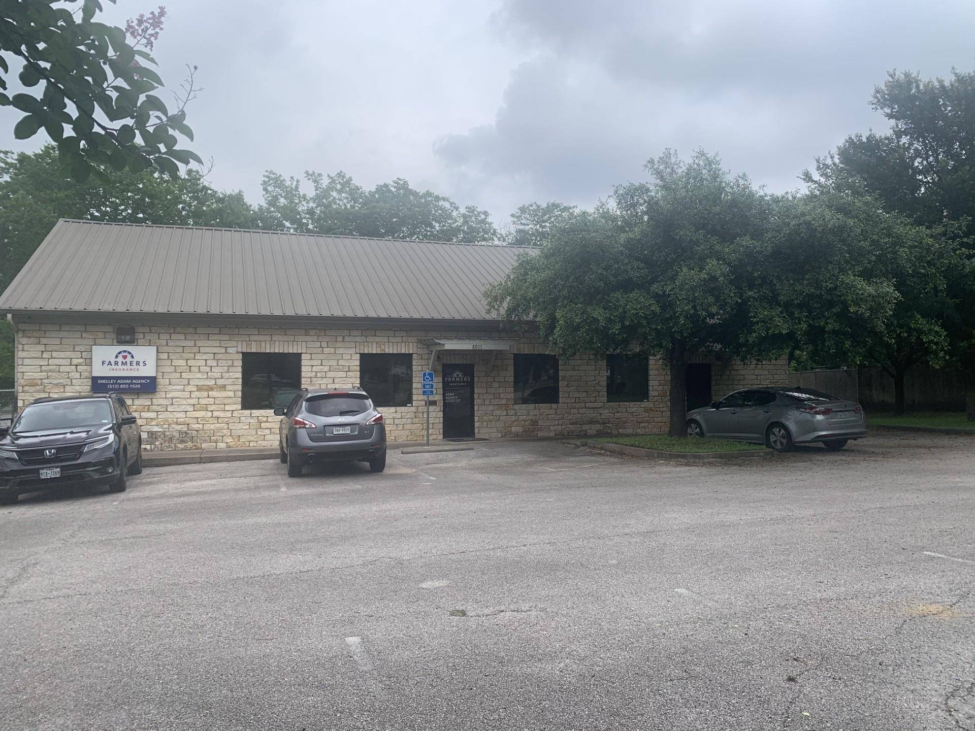 8011 Brodie LN, Austin, TX 78745