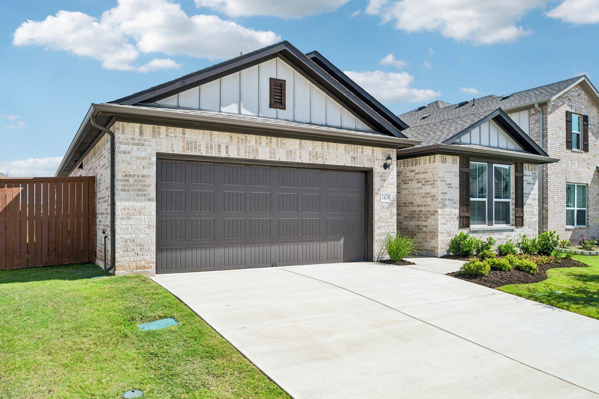 2428 Ambling TRL, Georgetown, TX 78628