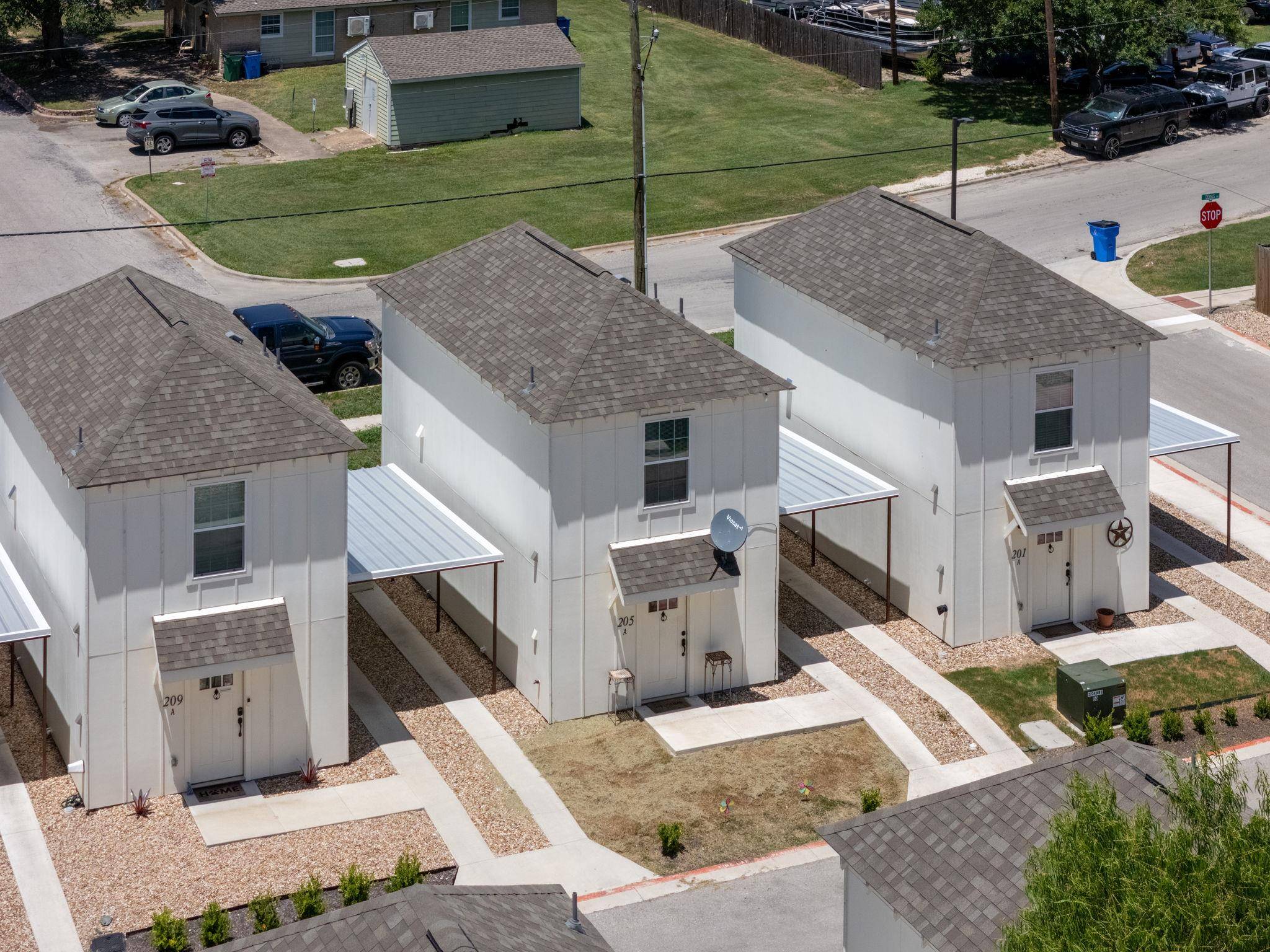 350 Debus DR #205 A, Taylor, TX 76574