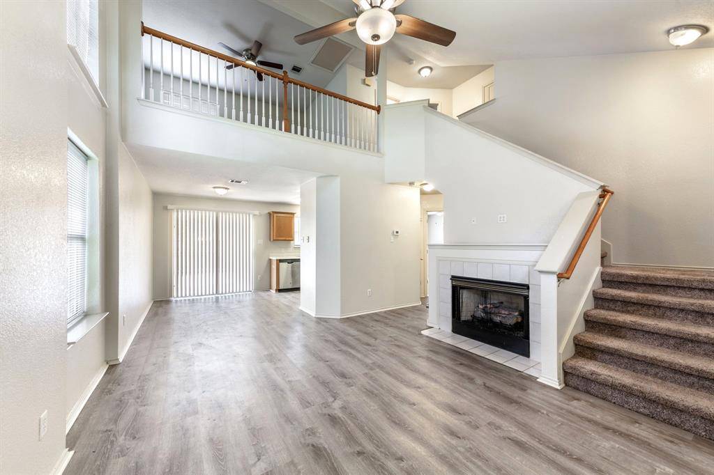 809 House Creek DR, Leander, TX 78641