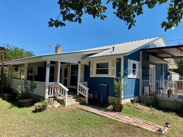 403 Kruse LOOP, Lakehills, TX 78063