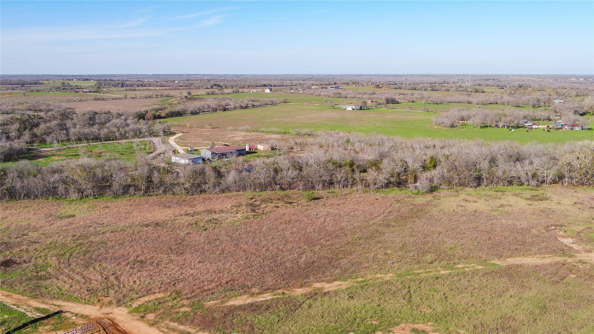 101 AZALEA CT, Dale, TX 78616