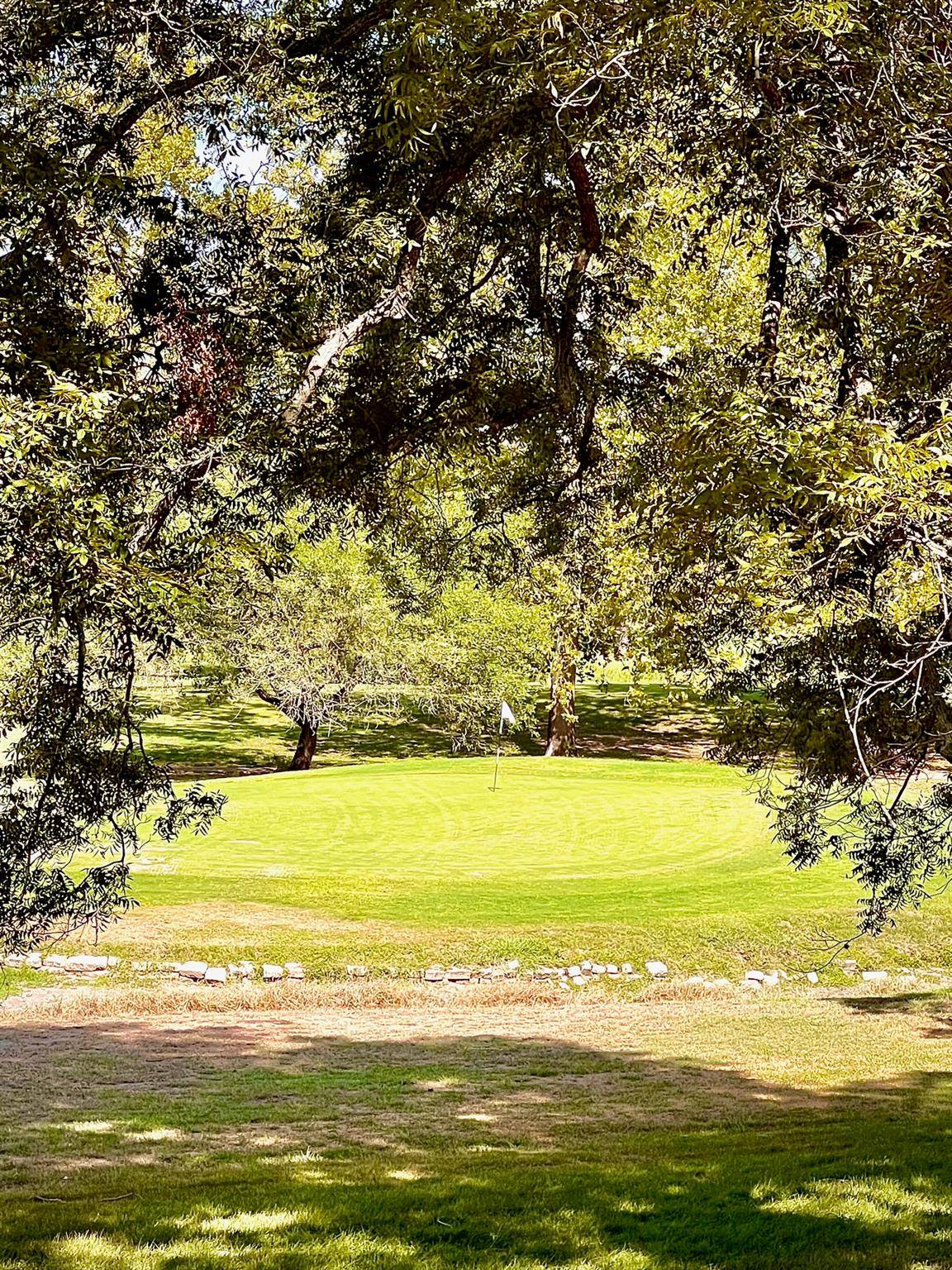 TBD Country Club CT, La Grange, TX 78945