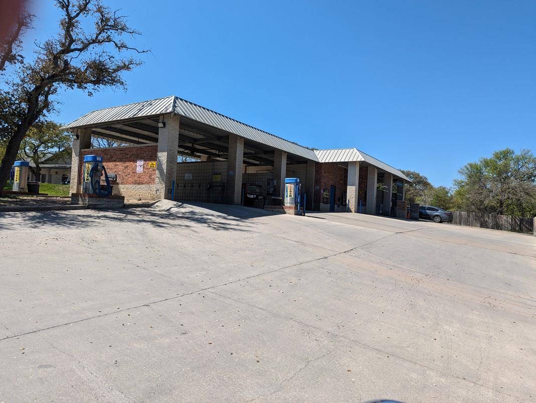 2106 Hunter RD, San Marcos, TX 78666