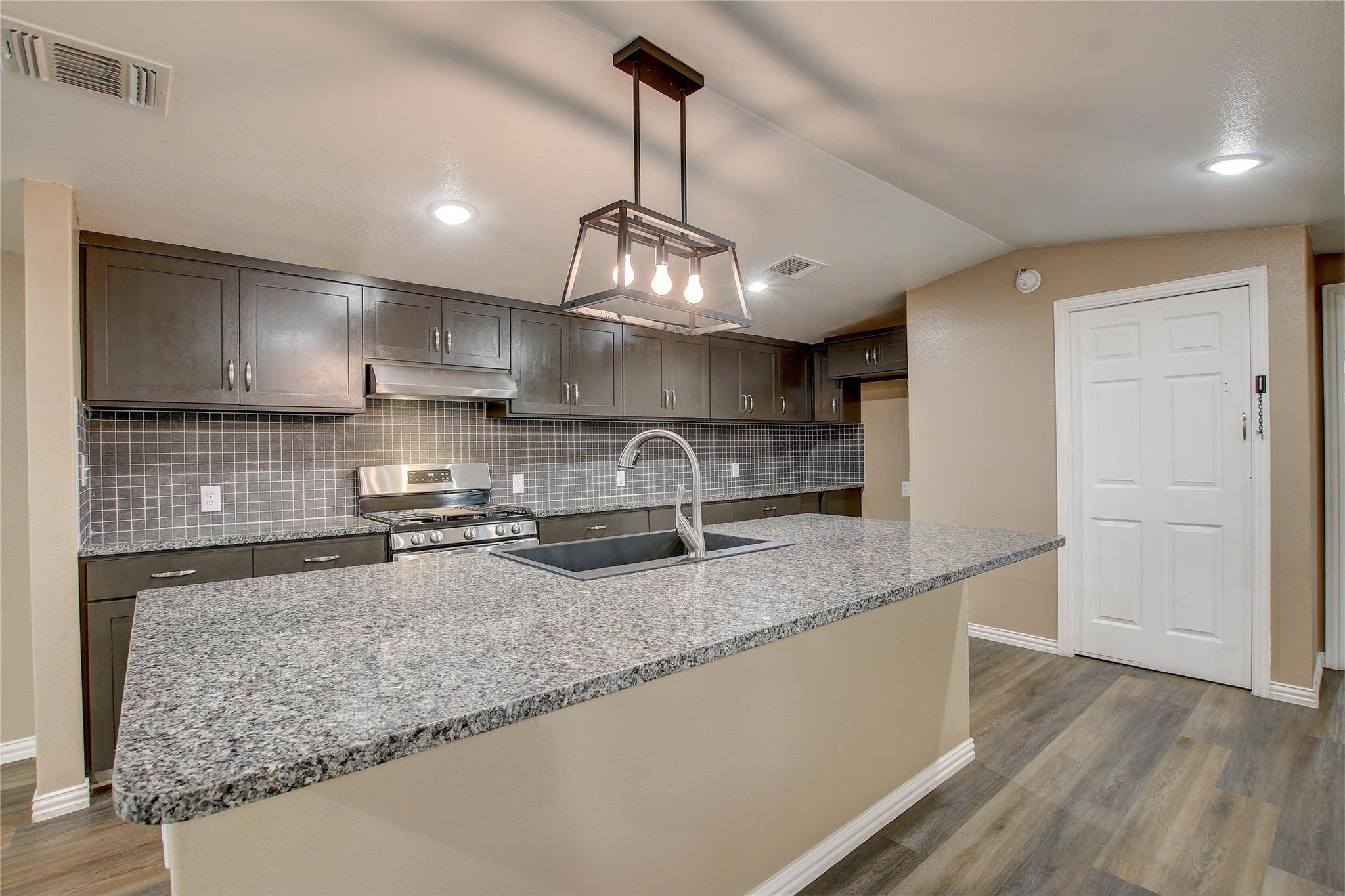 1604 Tierra Alto ST, Leander, TX 78641