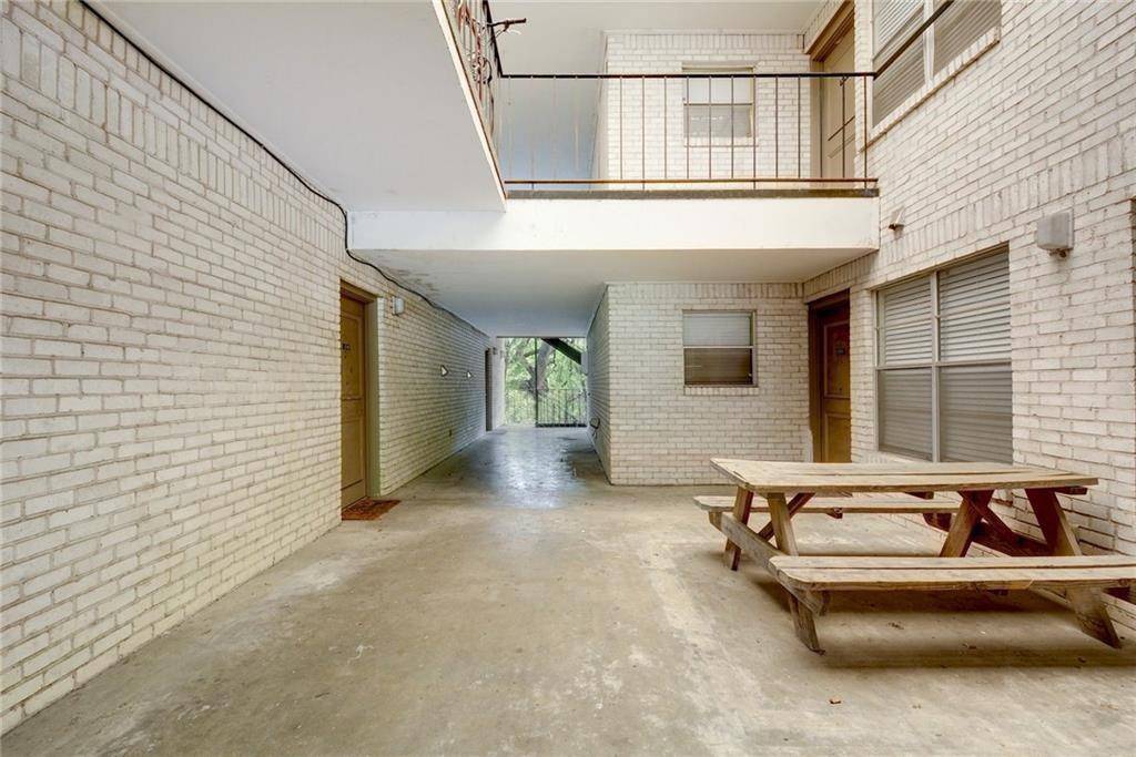 710 E Dean Keeton ST #108, Austin, TX 78705