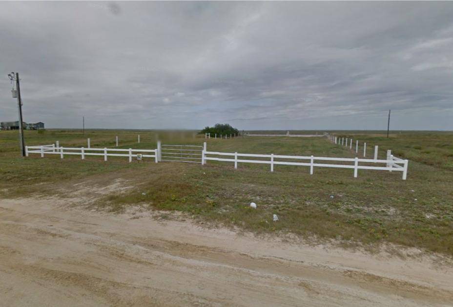 1643 Canal ST, Bay City, TX 77414