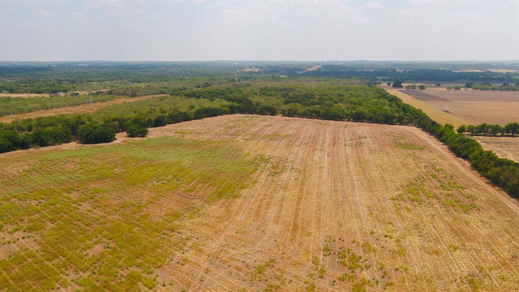 5647 CR 429, Thorndale, TX 76577