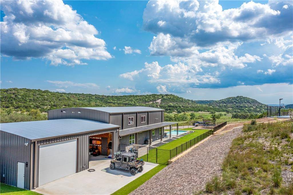 901 High Mountain RD, Burnet, TX 78611