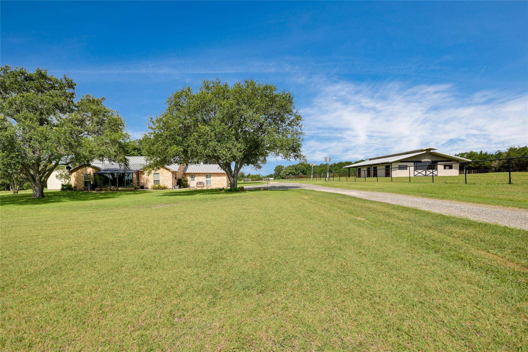1700 Plum LN, Brenham, TX 77833