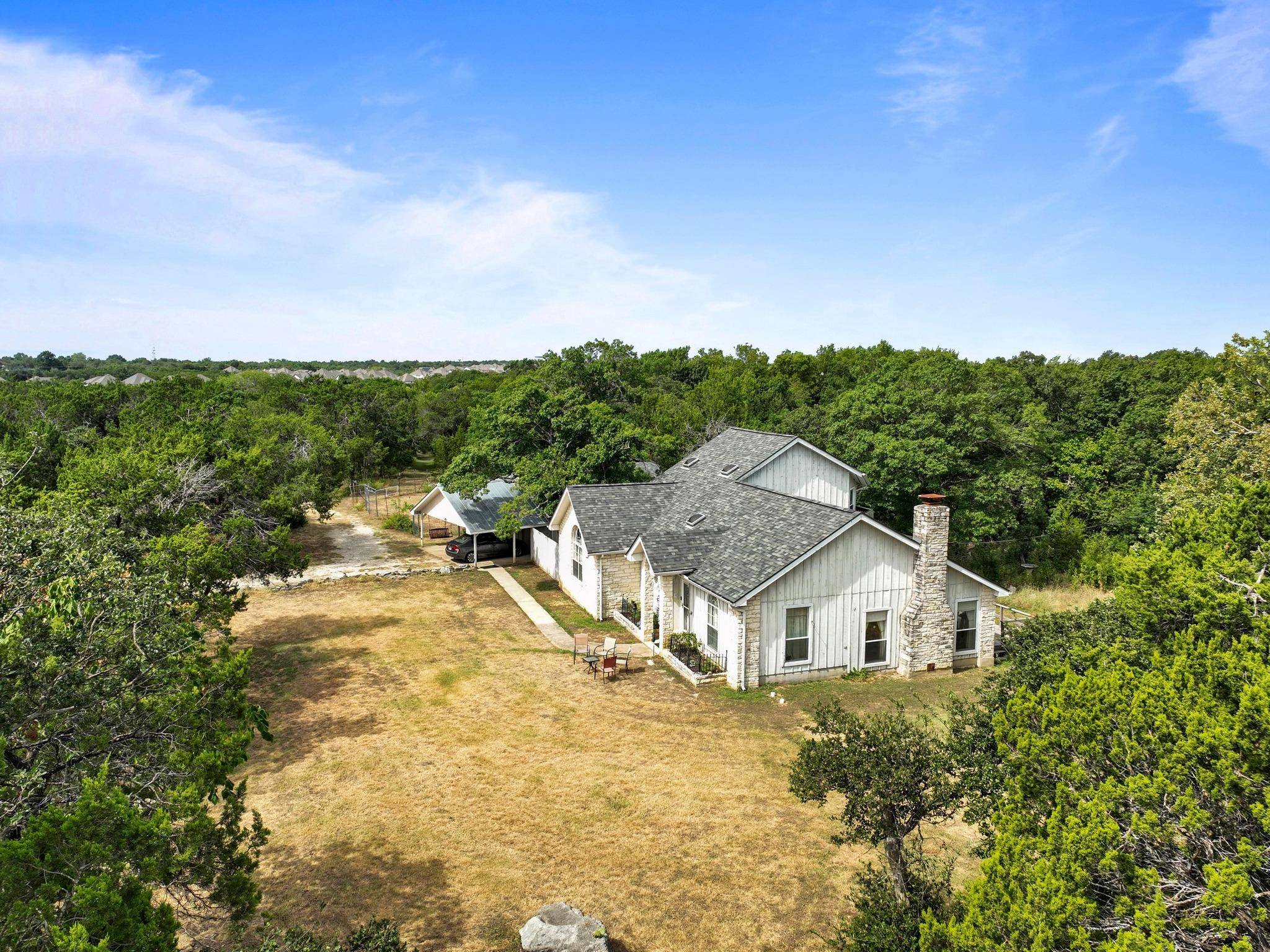 2105 Sam Bass RD, Round Rock, TX 78681