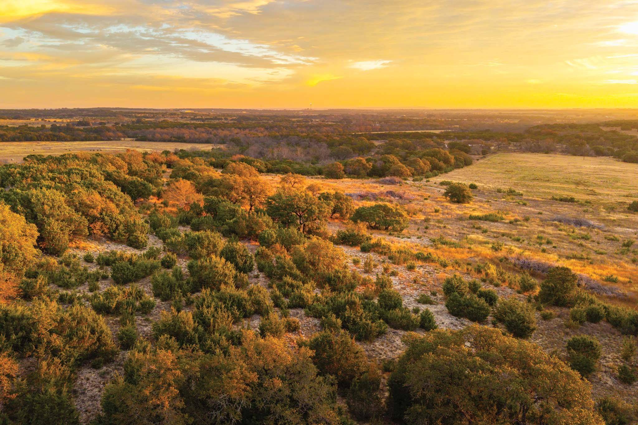 6729 US HWY 281 HWY, Lampasas, TX 76550