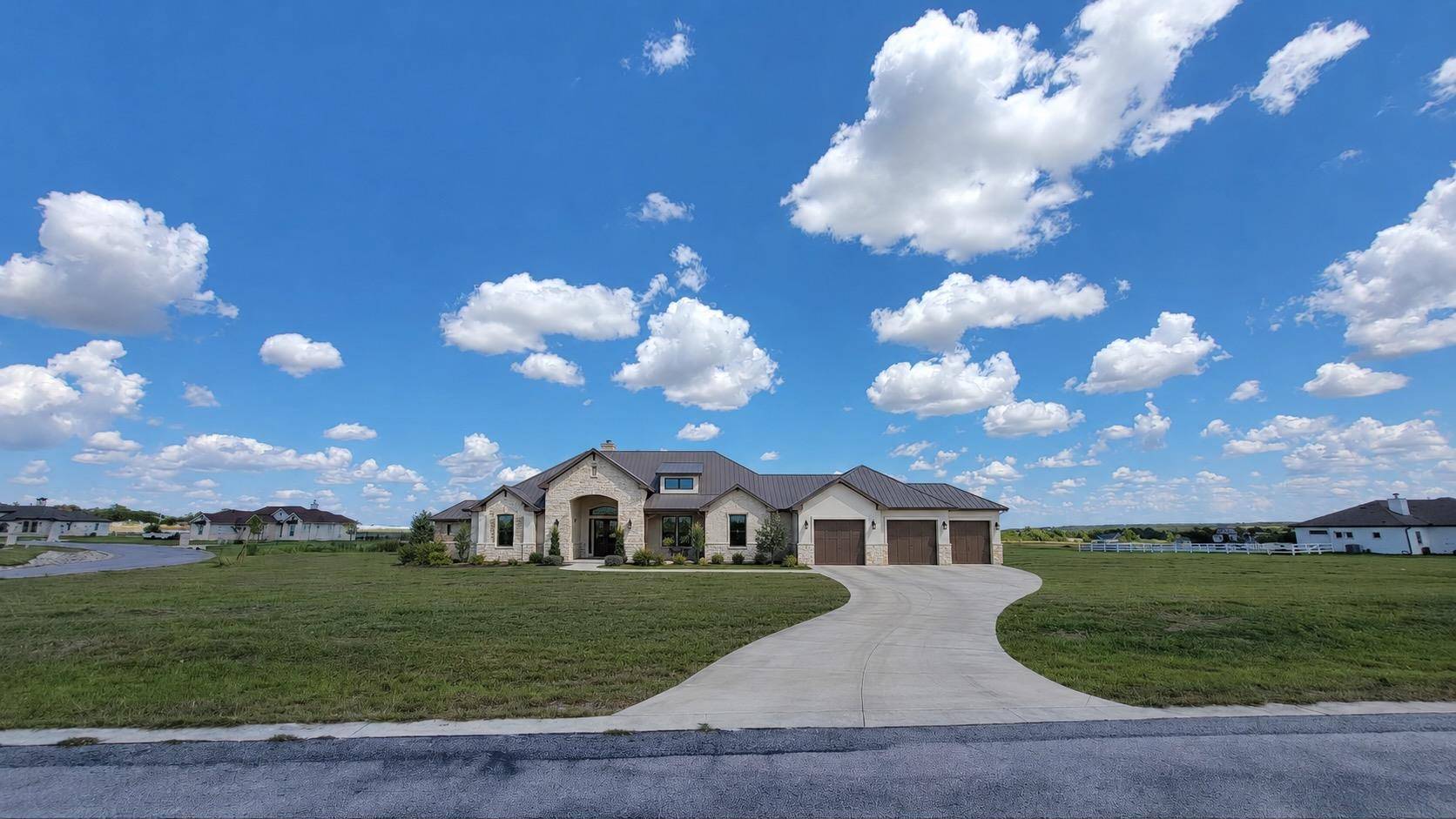 100 Twin Creekview LN, Georgetown, TX 78626