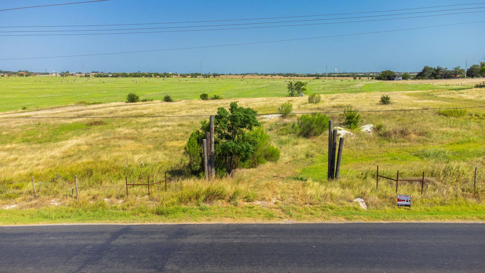 1499 County Road 311 DR, Jarrell, TX 76537
