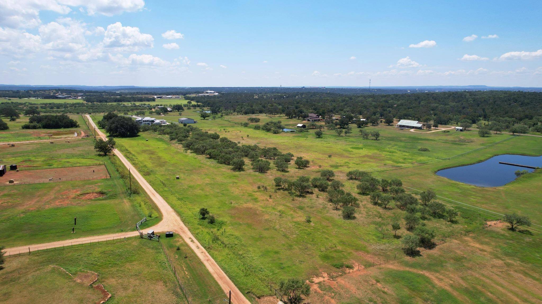 255 Skyline DR, Marble Falls, TX 78654