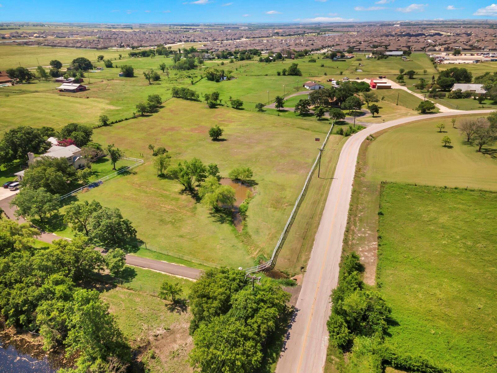 21201 Martin LN, Pflugerville, TX 78660