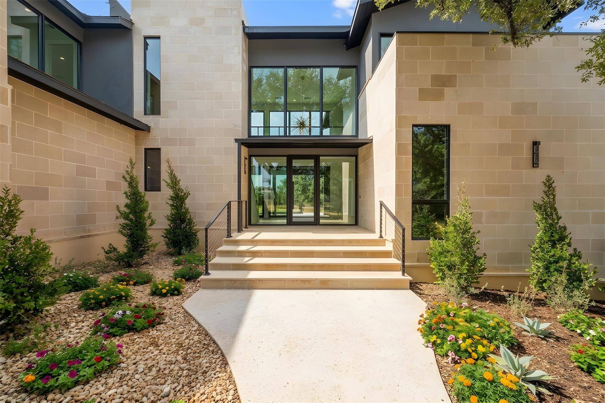 111 Orange Plume, Horseshoe Bay, TX 78657