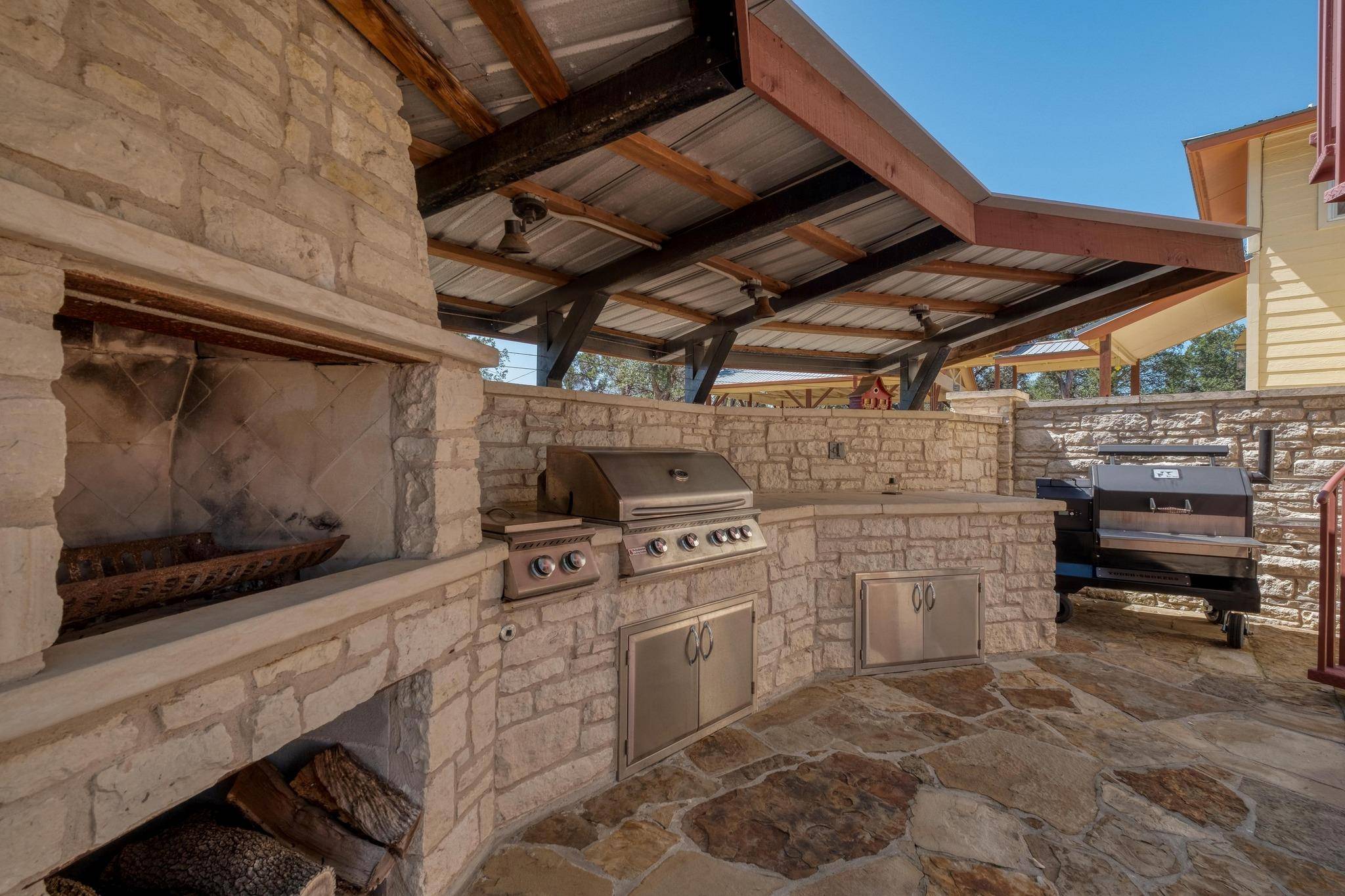 7600 Deer RUN, Leander, TX 78641