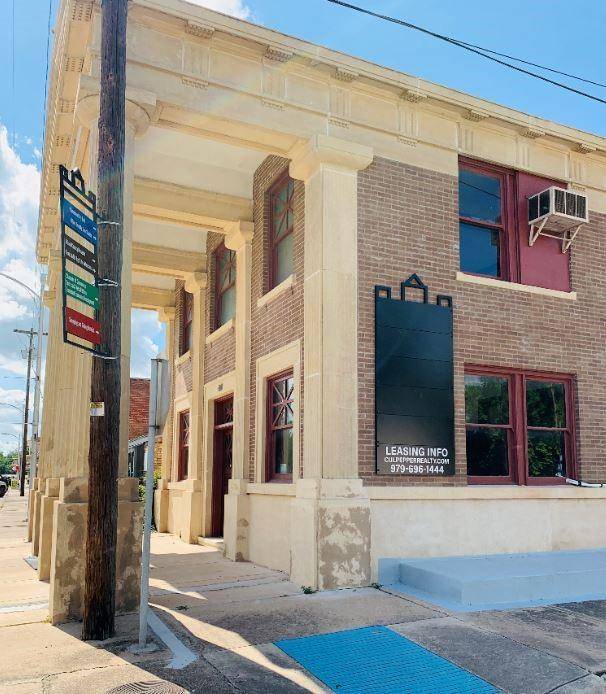 120 E 1st ST #1-5, Cameron, TX 76520