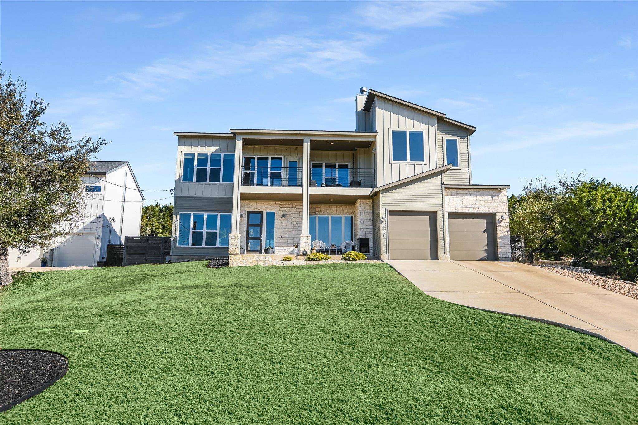 1005 Larkhall DR, Spicewood, TX 78669