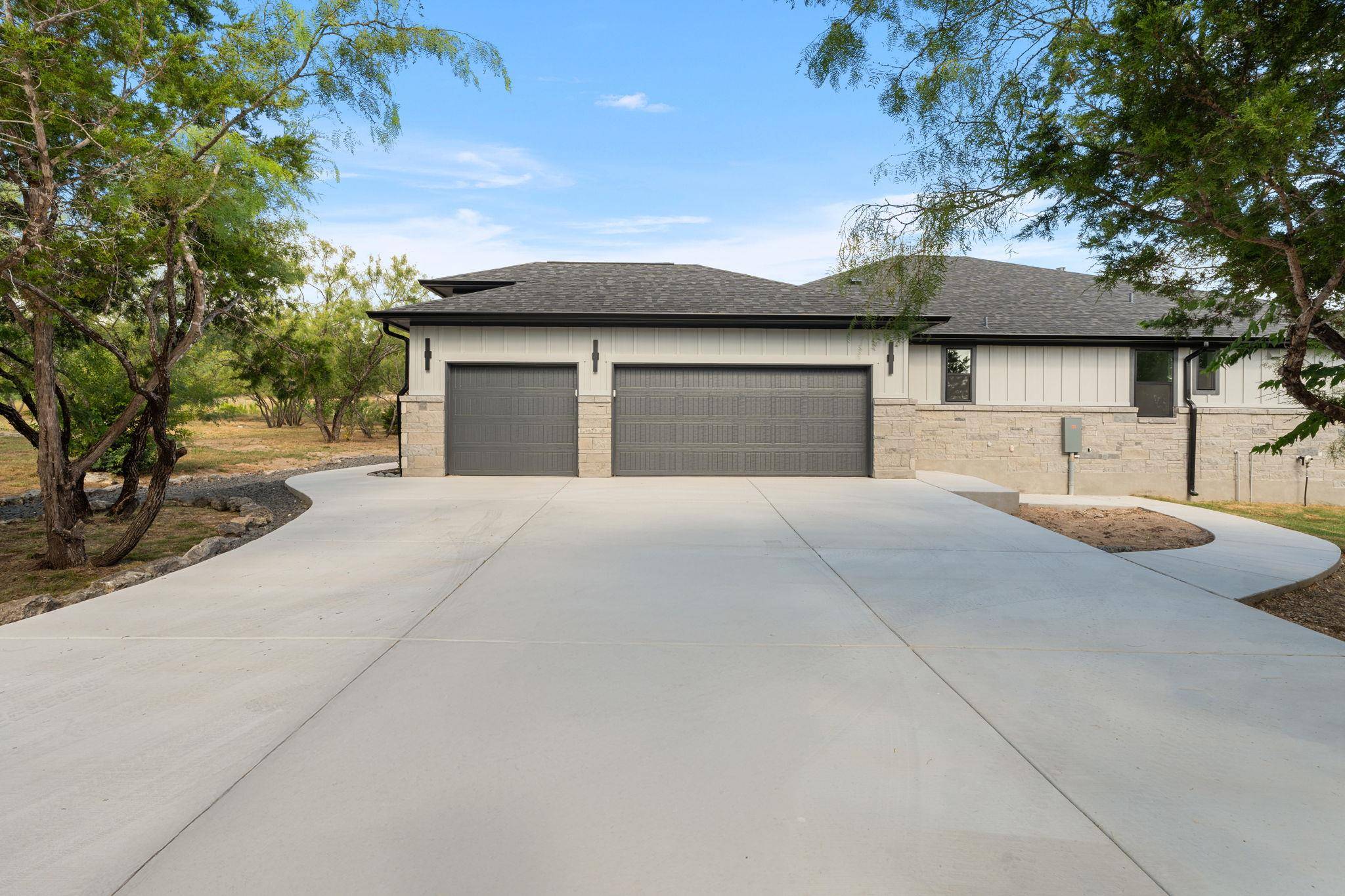 103 Westcreek DR, Bertram, TX 78605