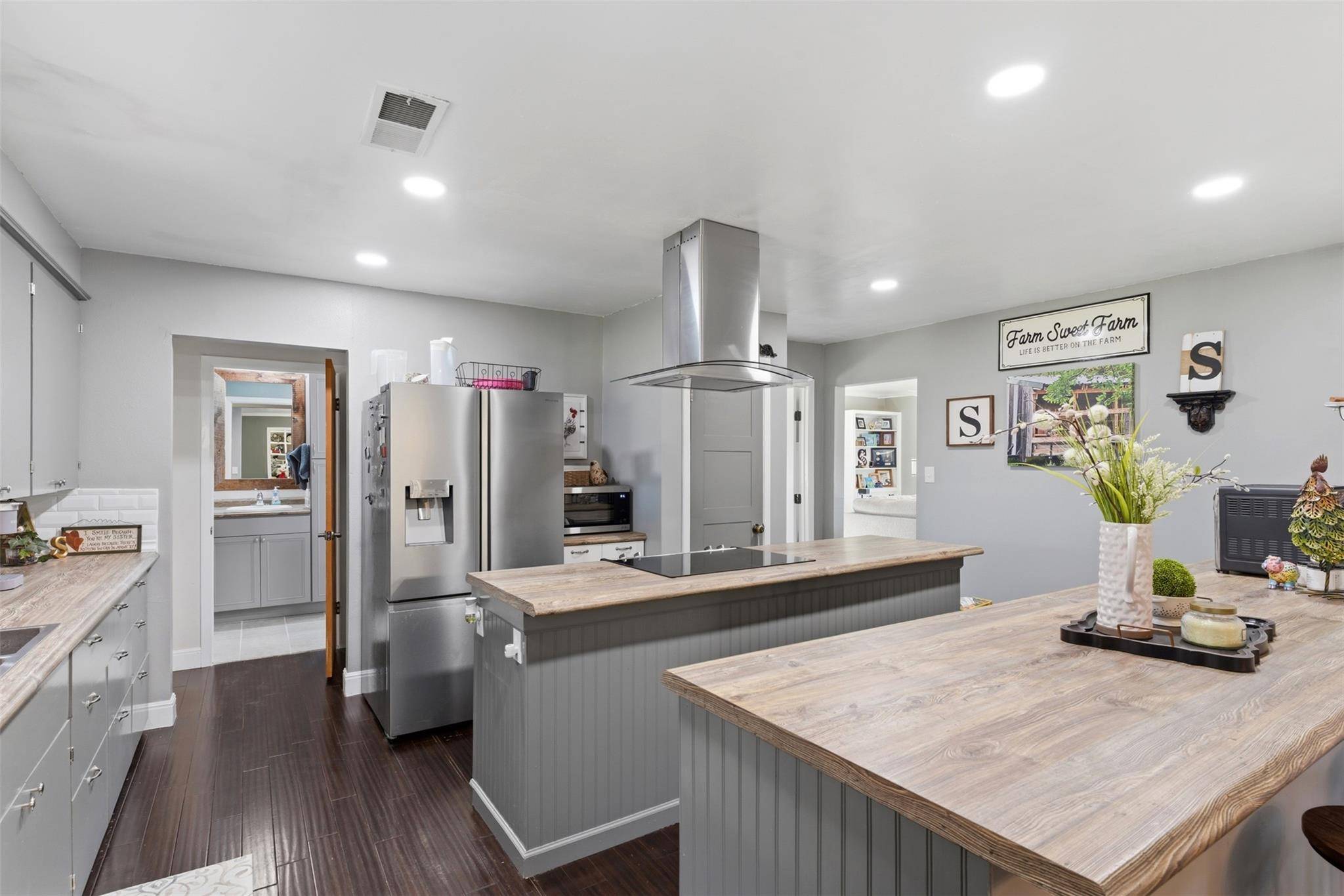 1115 County Road 2102, Lometa, TX 76853