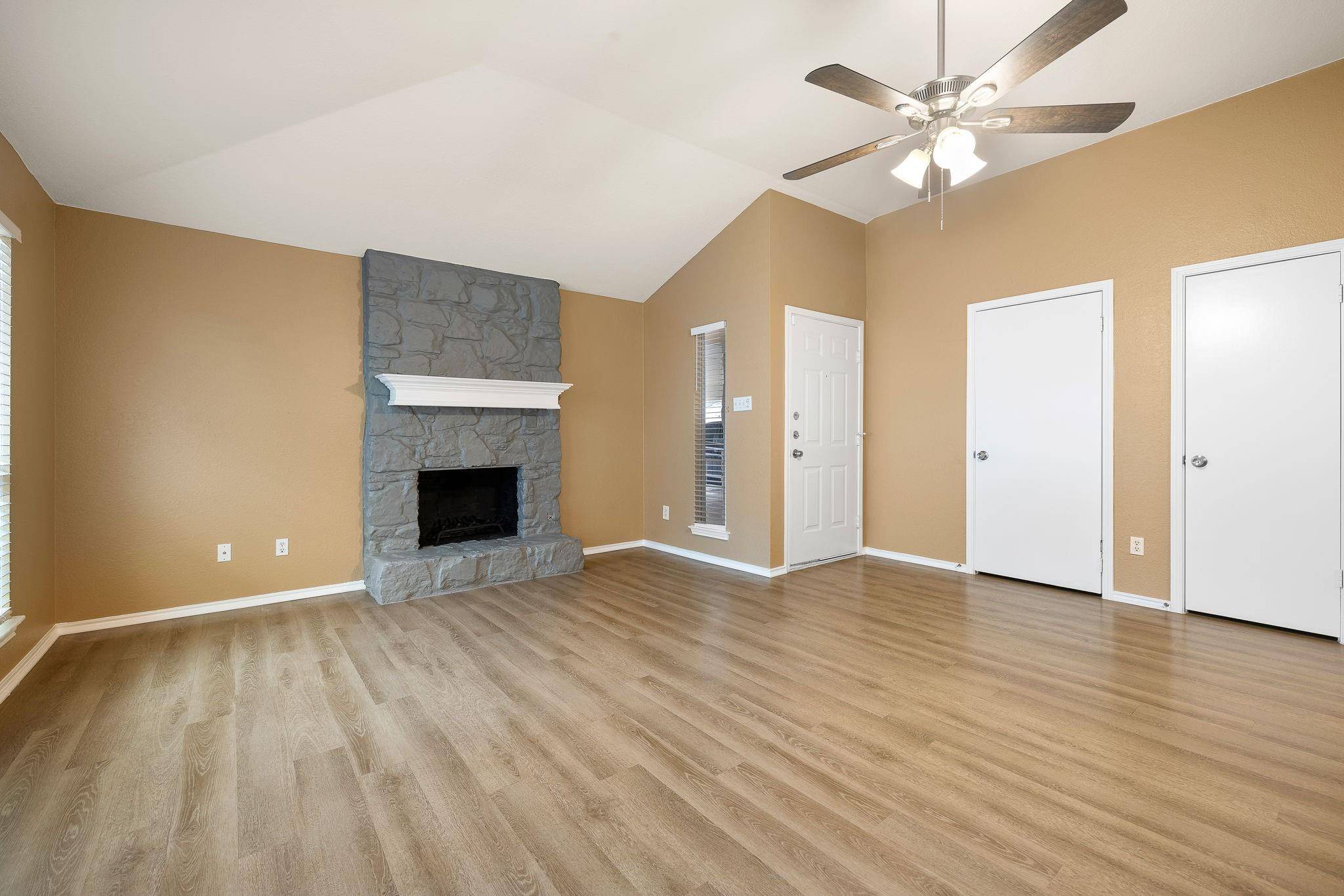 1203 Charrington DR #B, Round Rock, TX 78664