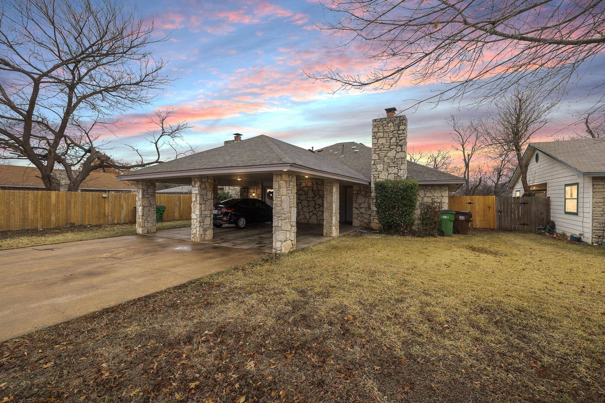 1203 Charrington DR #B, Round Rock, TX 78664