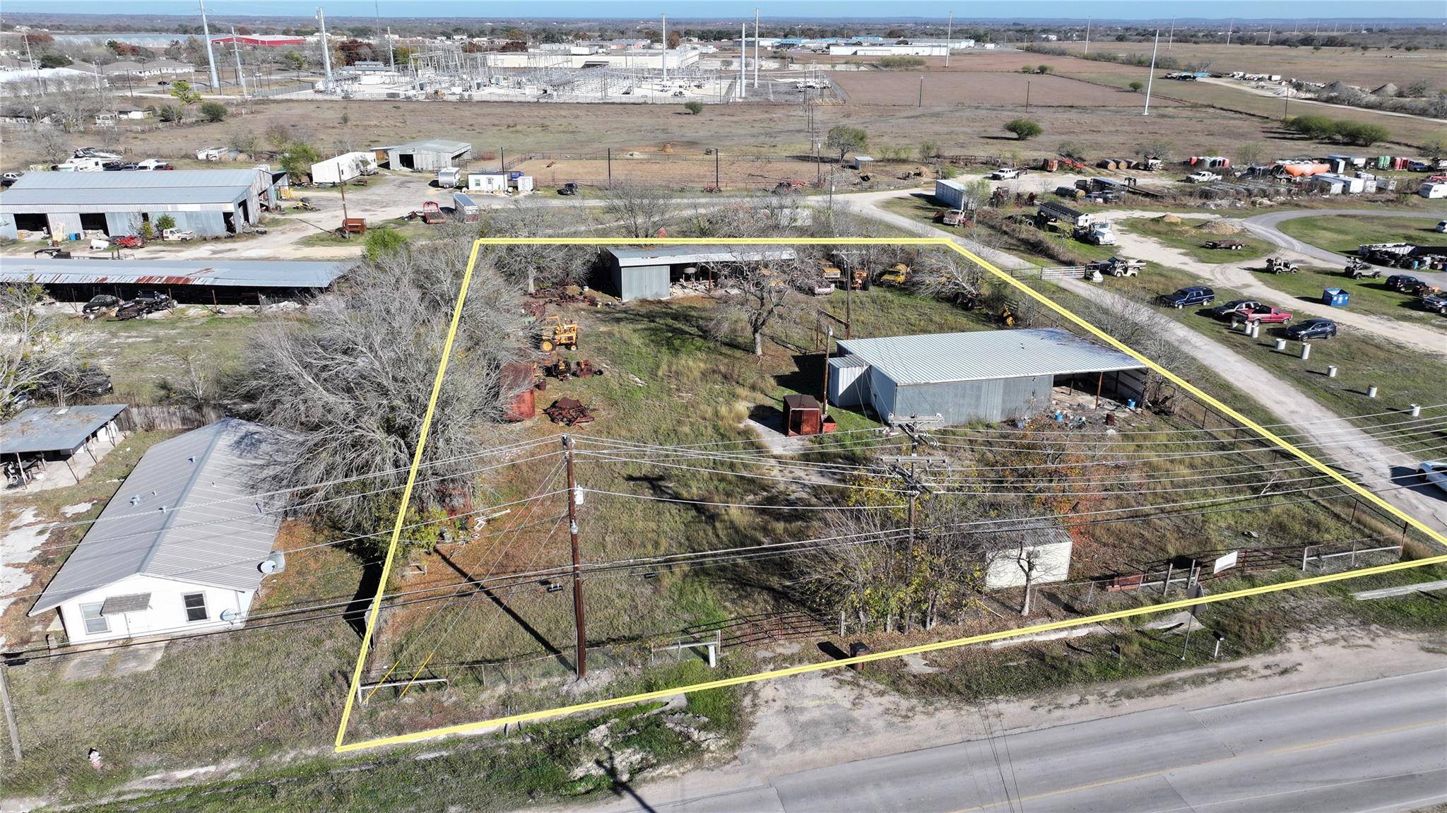 1406 S Commerce ST, Lockhart, TX 78644