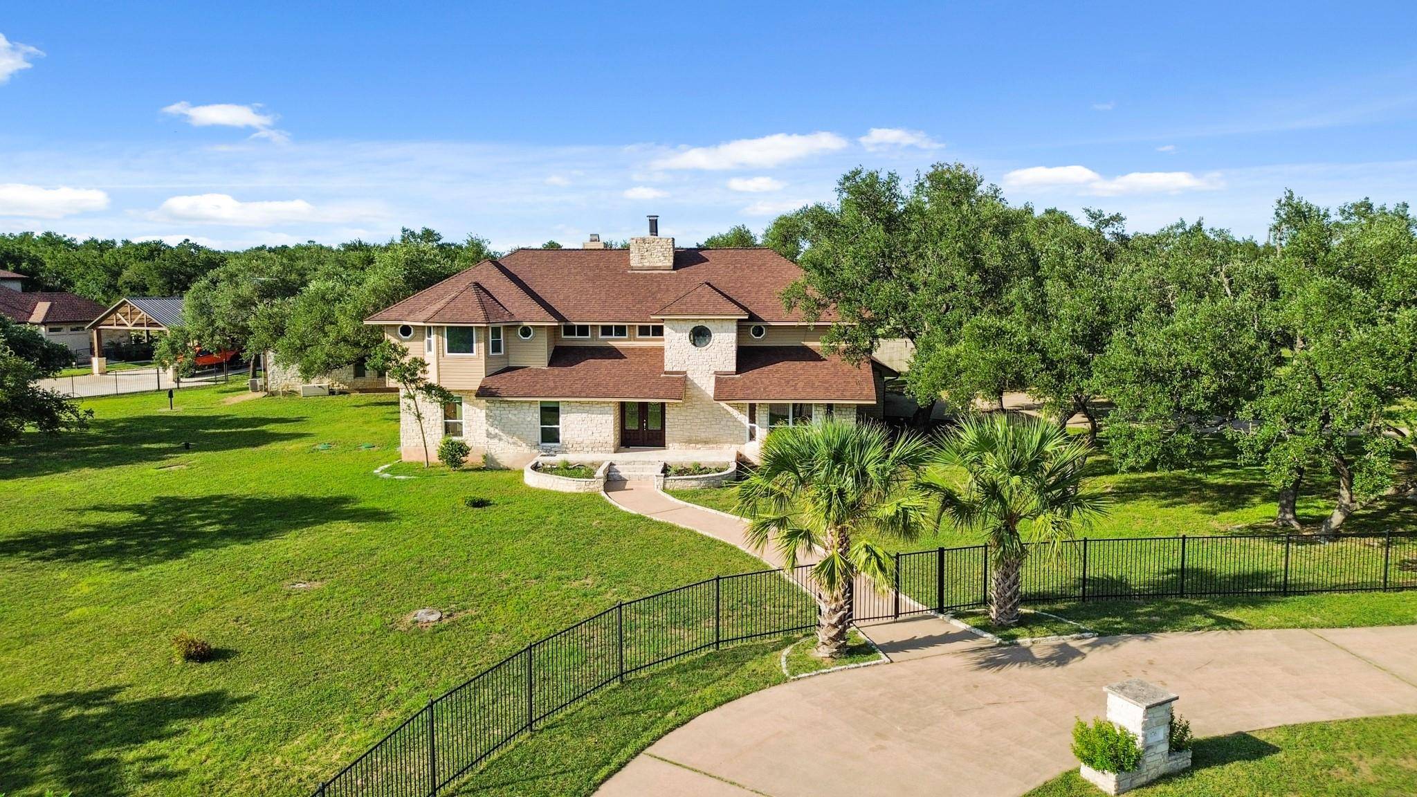 176 Logan Ranch RD, Georgetown, TX 78628